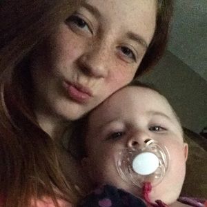 Meet your Posher, Katelyn